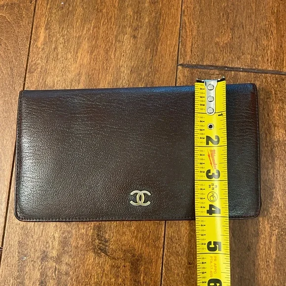 Chanel Brown Long Bifold Wallet - Picture 5 of 14